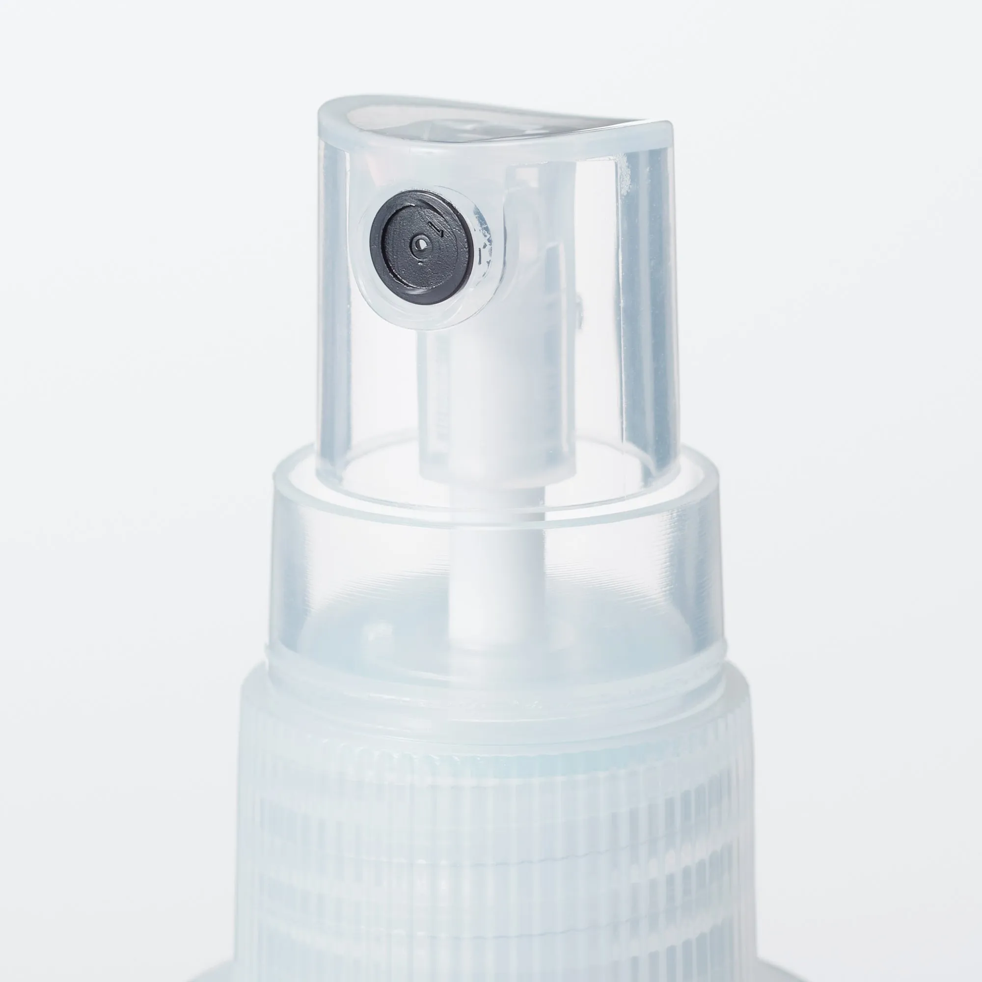 Polyethylene Petit Spray Bottle