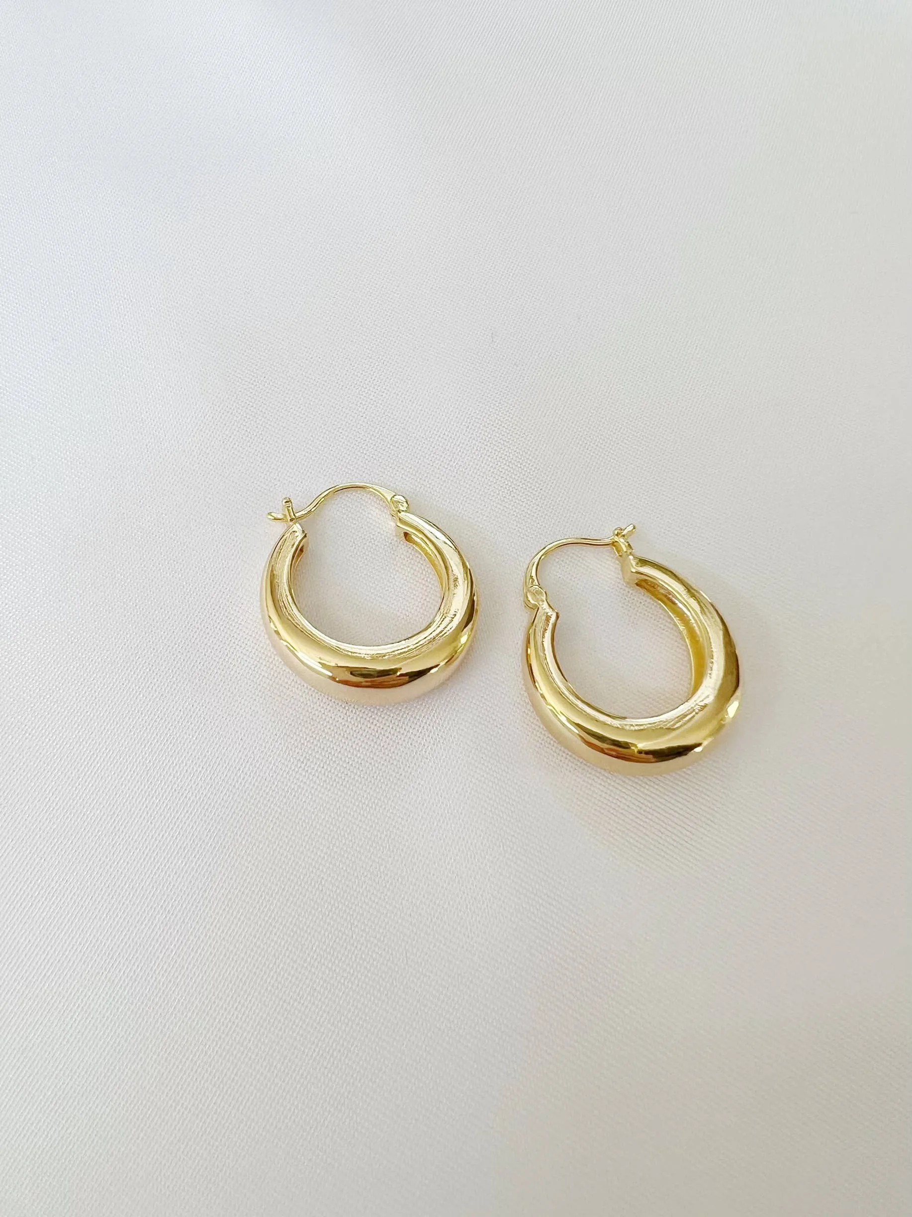 WANDERLUST HOOP EARRINGS | GOLD FILLED