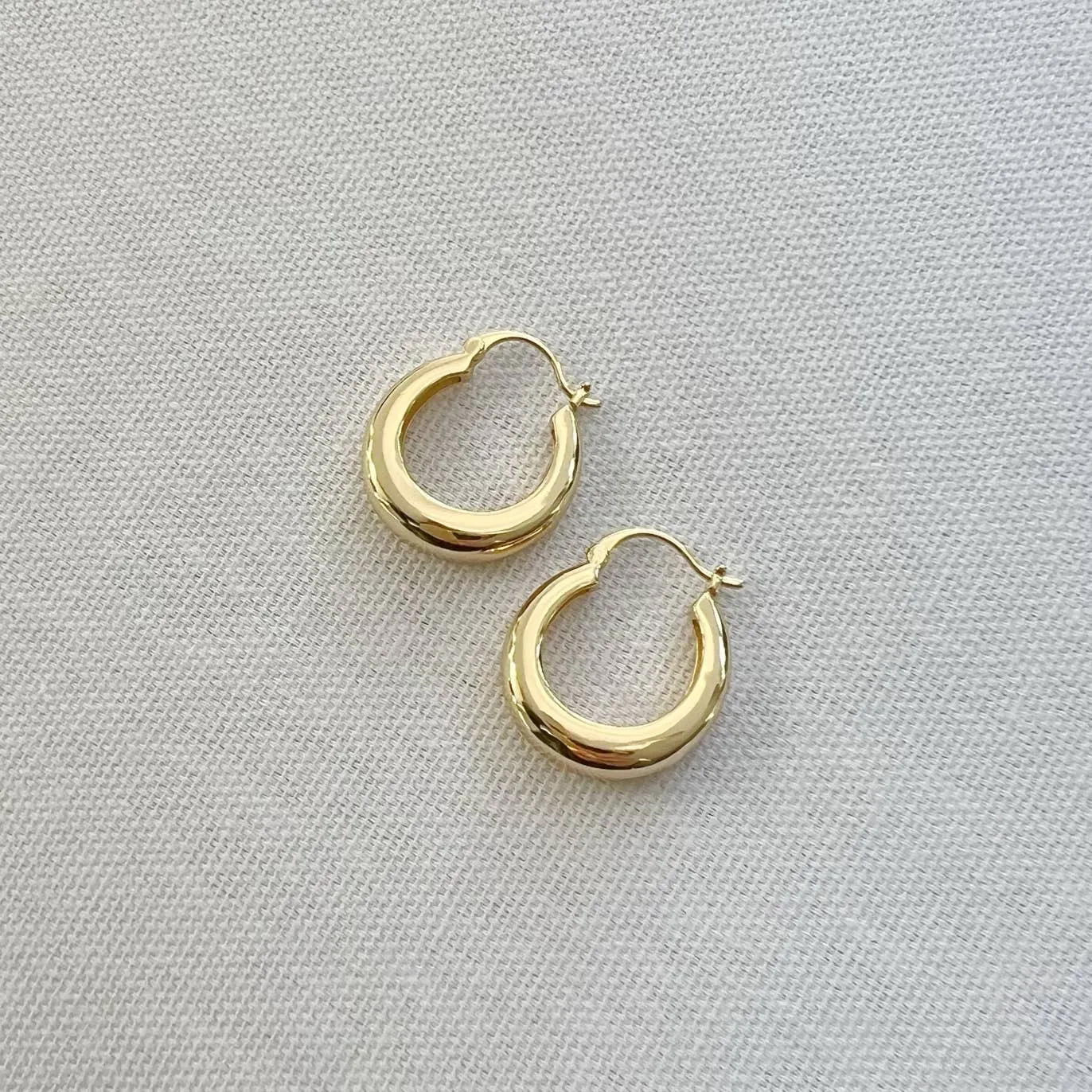 WANDERLUST HOOP EARRINGS | GOLD FILLED